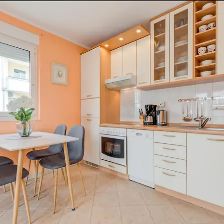 Lejlighed The Old Town View Apartment, 5 Min Walk, Parking Trogir