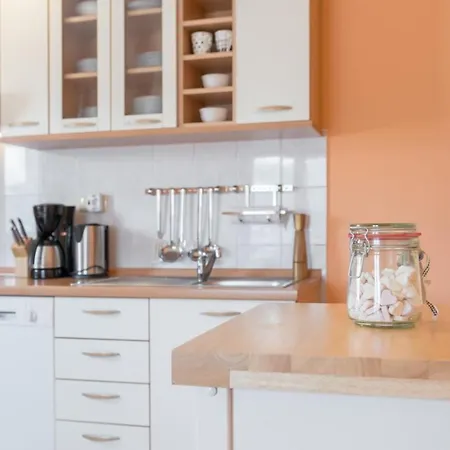 The Old Town View Apartment, 5 Min Walk, Parking Lejlighed
