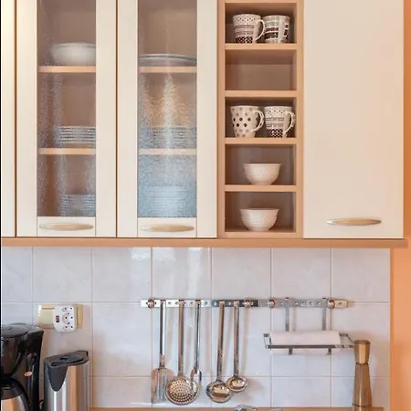 The Old Town View Apartment, 5 Min Walk, Parking Trogir